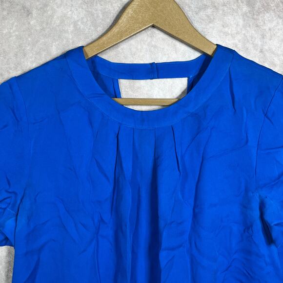 J. Crew Blouse Womens Size 4 Blue Silk Cutout Back Short Sleeves Crew Neck - Picture 2 of 10